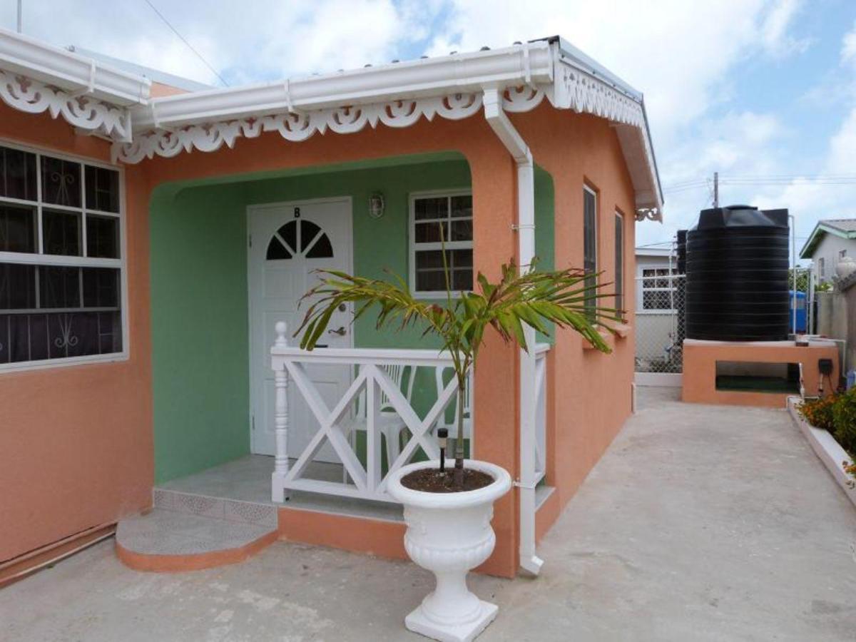 Hopeville Apartments Christ Church Extérieur photo